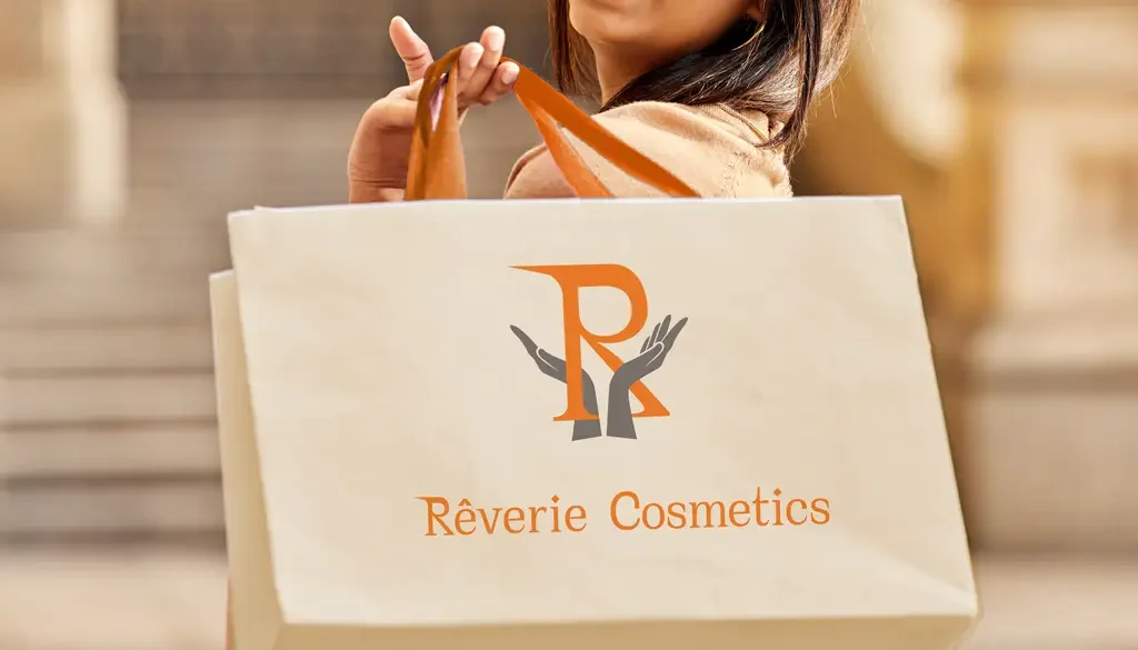 Bolsa reciclable Rêverie Cosmetics - Branding de Elisa Barba Studio